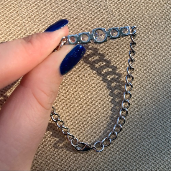 Quality Rhinestone Chain Bracelet - Picture 2 of 16